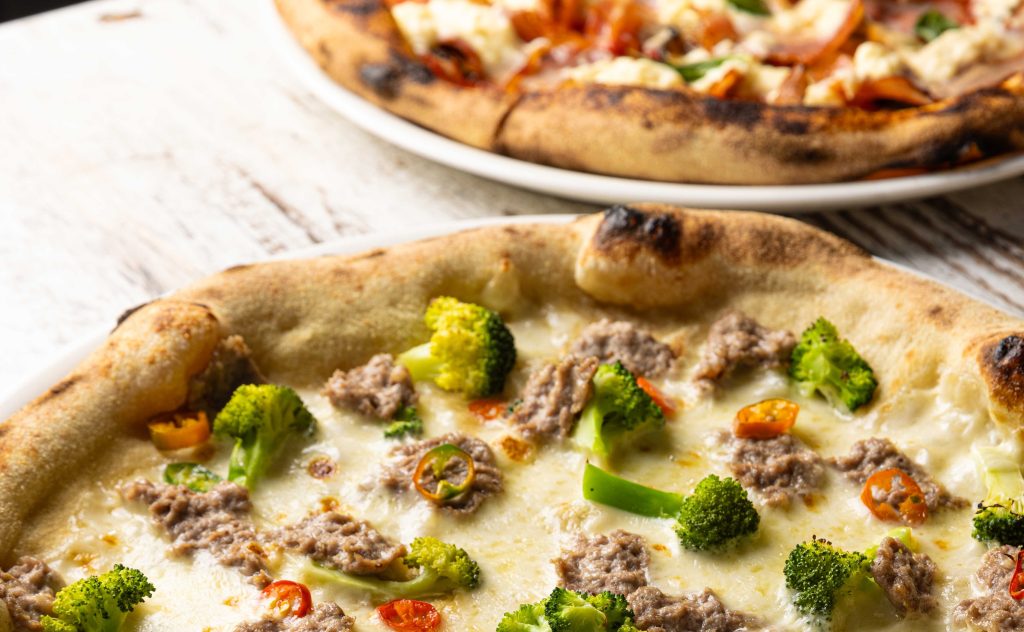 traditional italian pizza