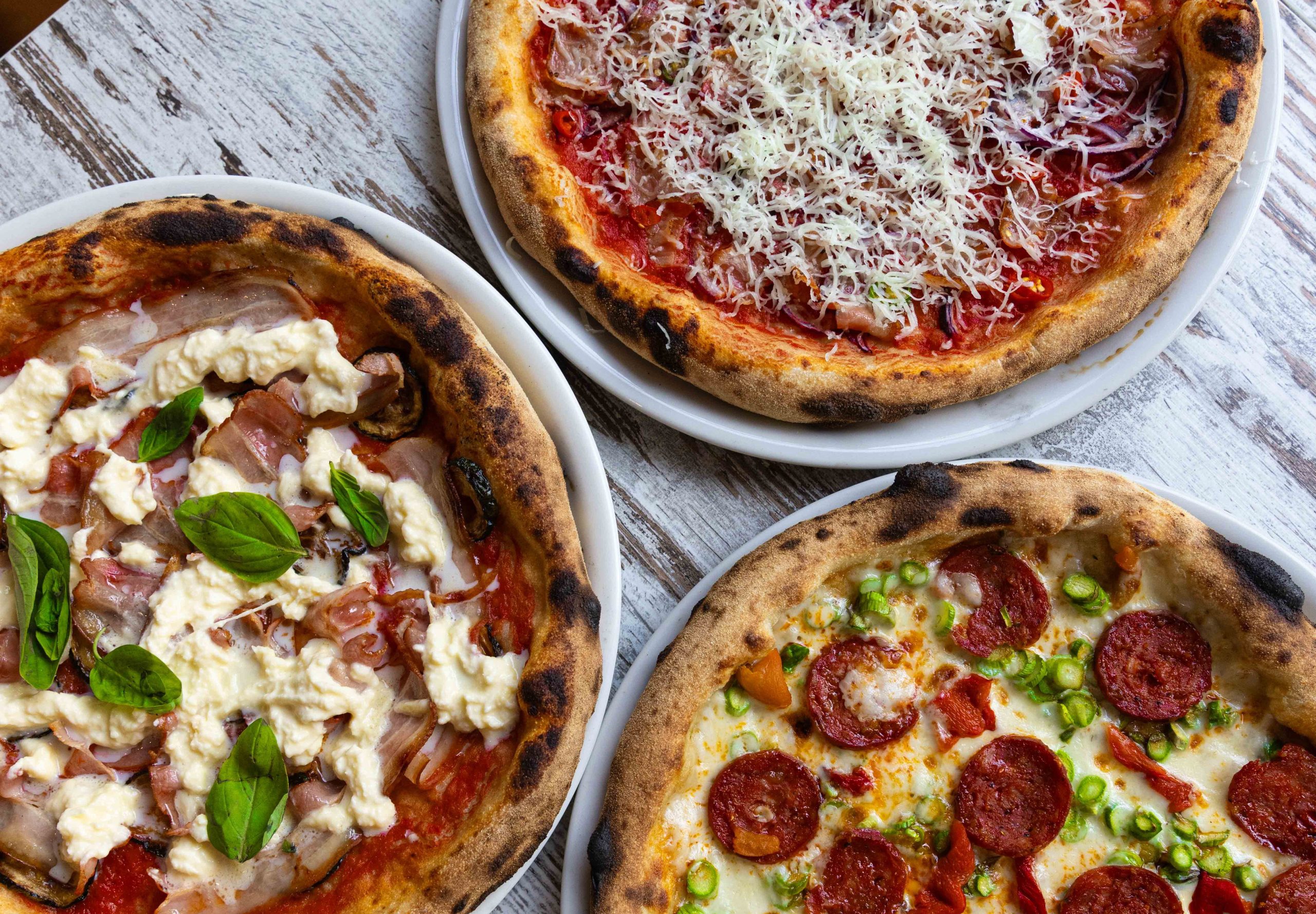 traditional italian pizza